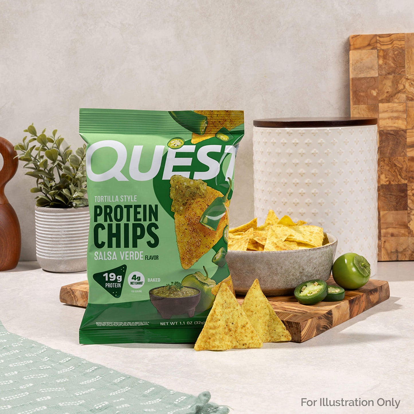 salsa-verde-tortilla-style-protein-chips-l0 qst-016419-salsa-verde-tortilla-style-protein-chips_5.jpg